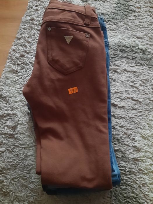 Джинси  на дівчинку розмір 140