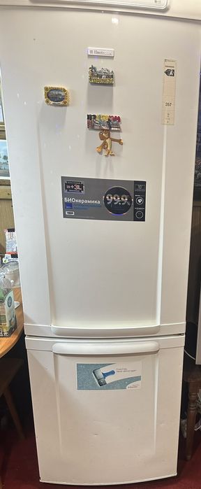 Холодильник Electrolux