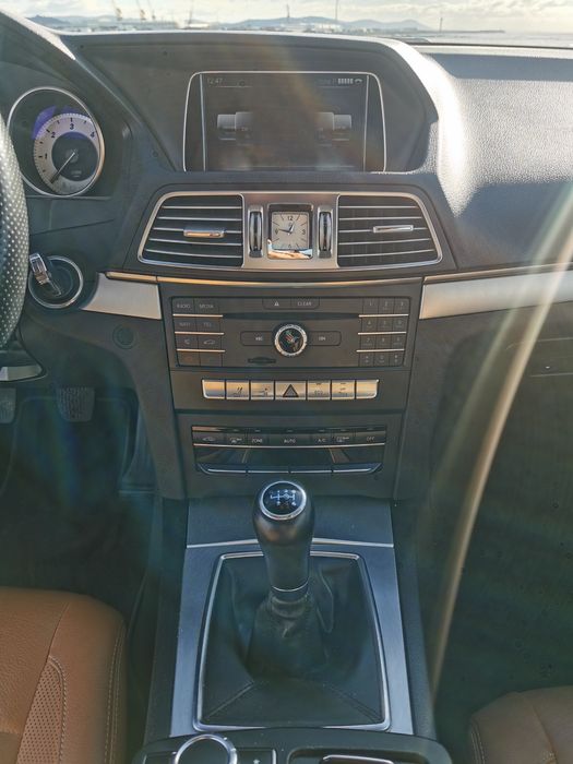 Mercedes-Benz E 220 cabrio