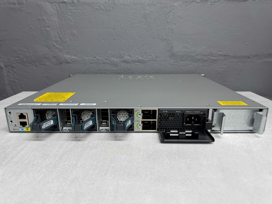24 порта SFP+(10G) Cisco Catalyst WS-C3850-24XS-E безнал/гарантия