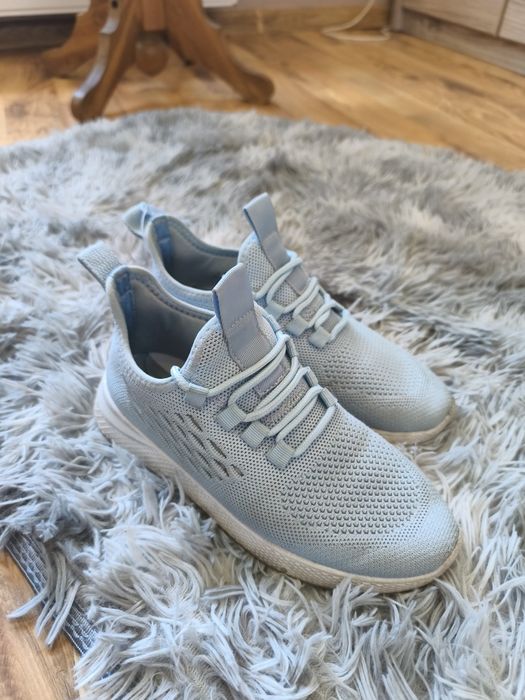 Adidasy dla dziewczynki