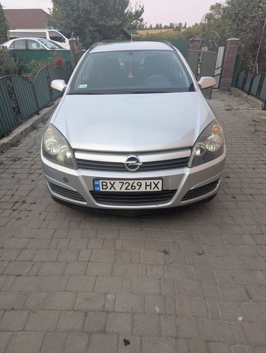 Opel Astra H 1,6 бензин