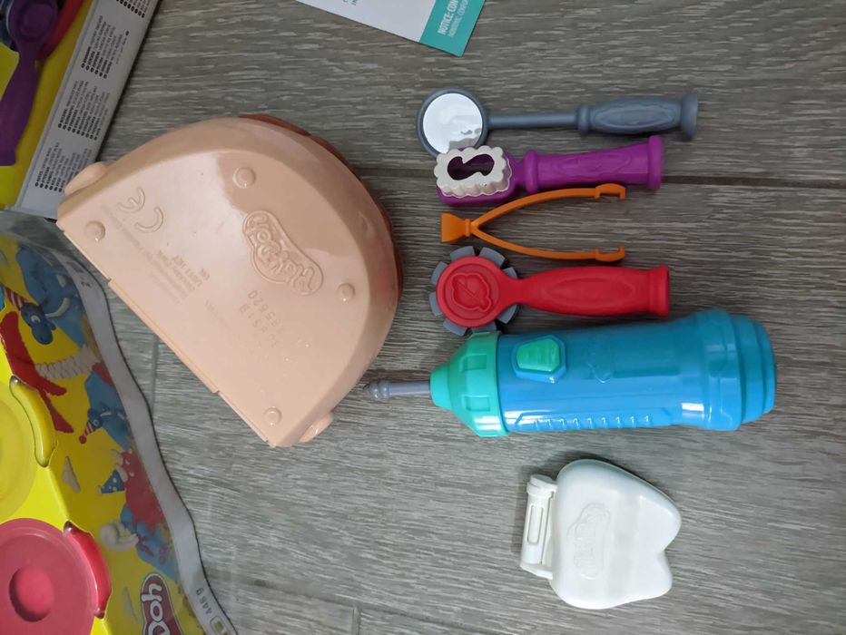 Містер Зубастик набір для ліплення з пластиліном плей до