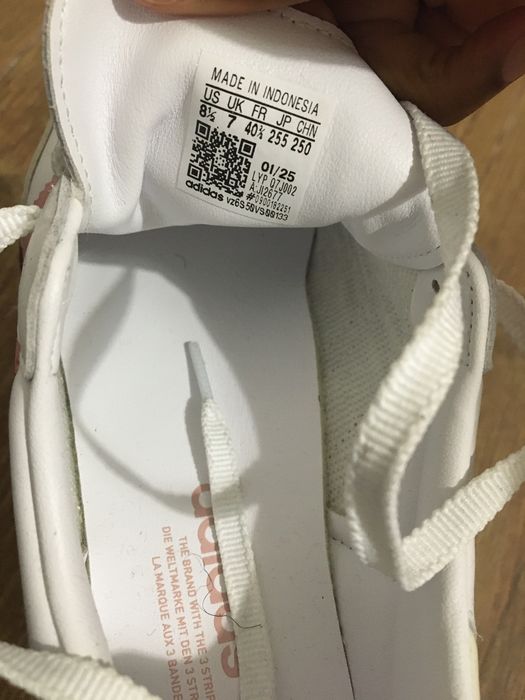 Adidas tamanho 40.5