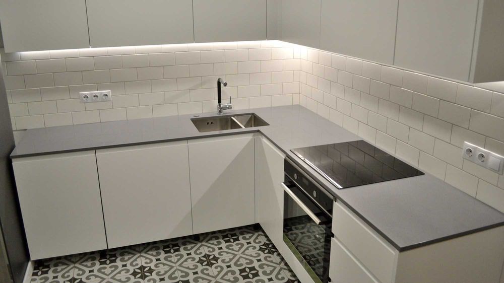 Столешницы,подоконники,ступени из гранита,мрамора,искусственного камня