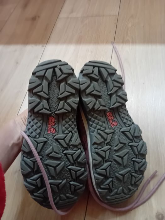 Buty trekkingowe dla dziewczynki Jack Wolfskin rozm 32