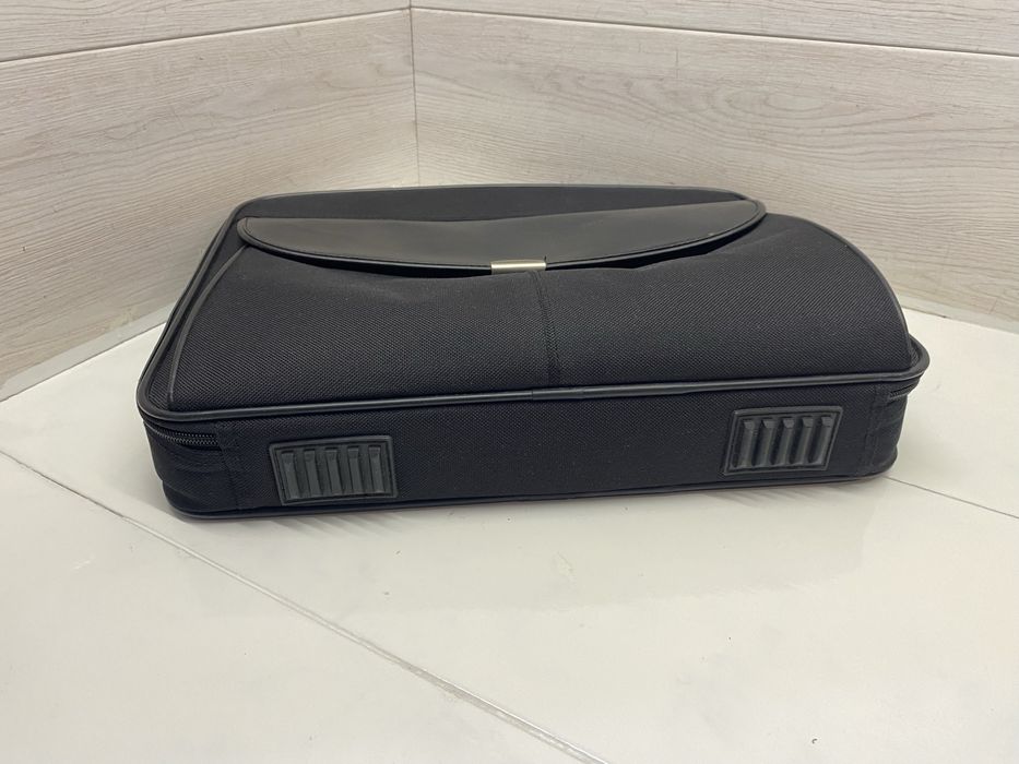 Портфель сумка для ноутбуків DICOTA, захищений, якісний,