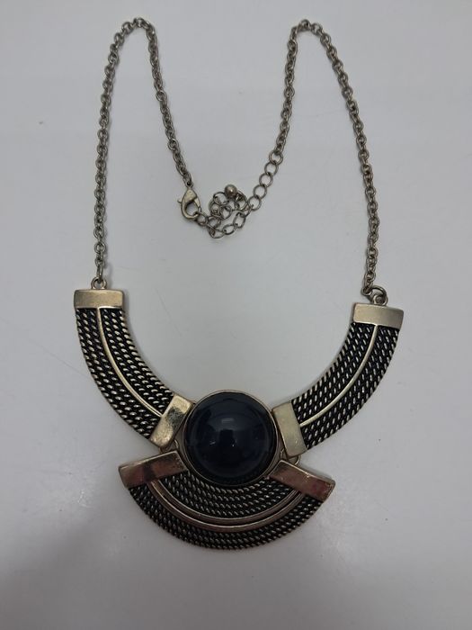 Colar Black & Gold