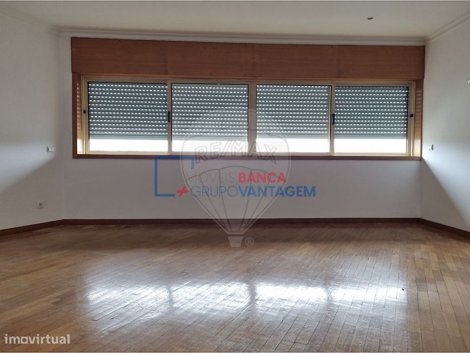Apartamento T3 para venda — Rio Tinto, Porto