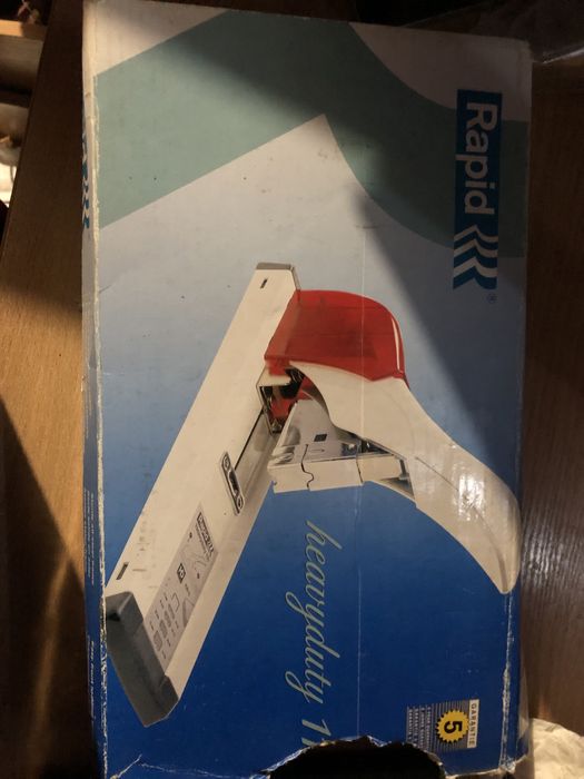 Продам степлер на 110 аркушів