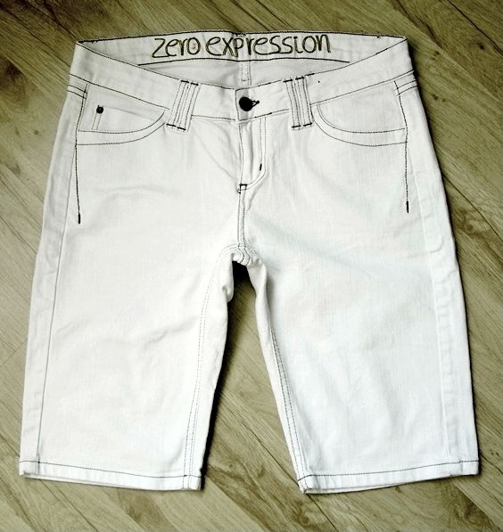 ZERO EXPRESSION - krótkie białe dżinsowe spodenki / szorty - 40