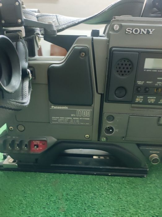 Panasonic WV-F700 Vintage VCR