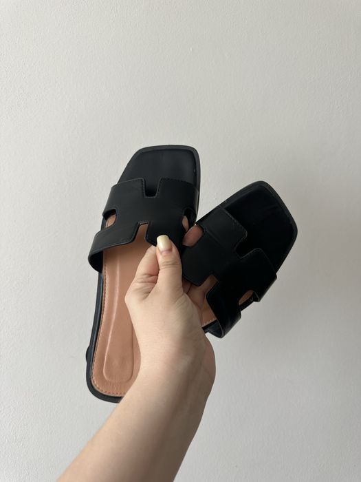 Шльопанці для вулиці