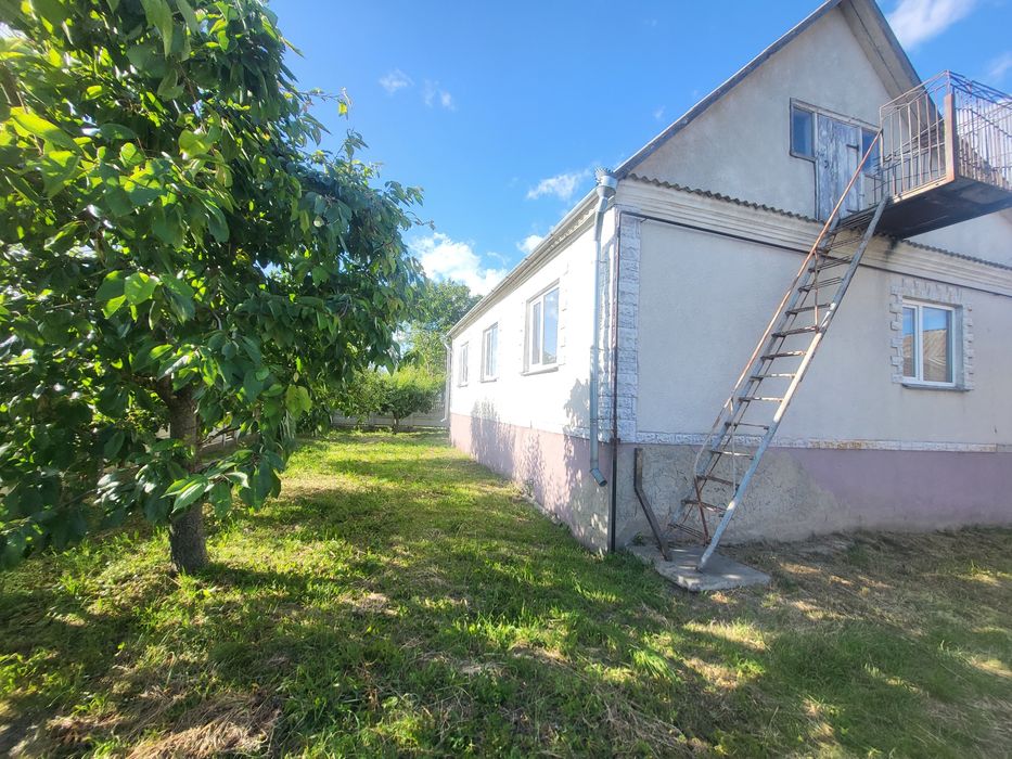 Продам добротний Будинок - View 4
