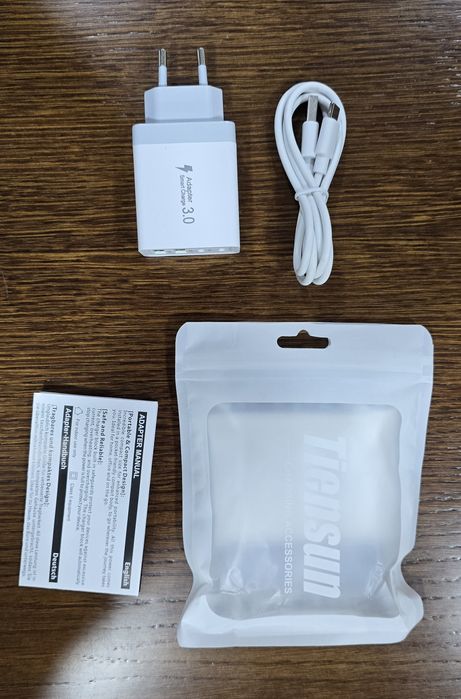 Carregador 4 saídas com cabo