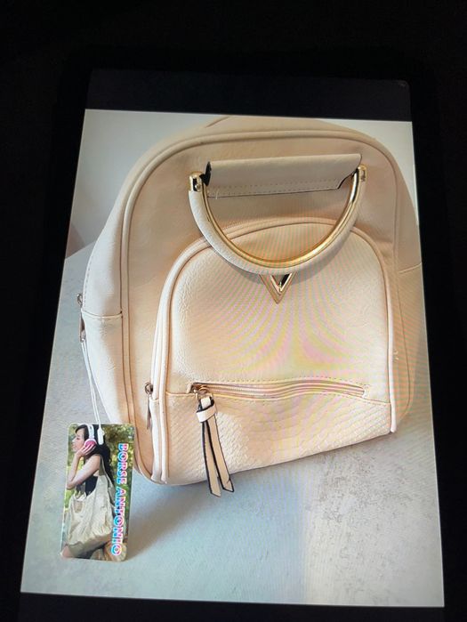 Mala novo com etiqueta