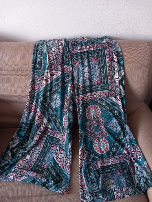 Pantalona boca de sino
