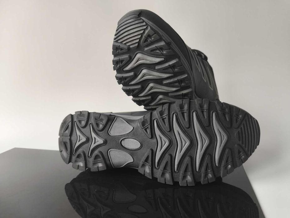 Okazja Stylowe buty męskie czarne nowe sportowe wiązane 44