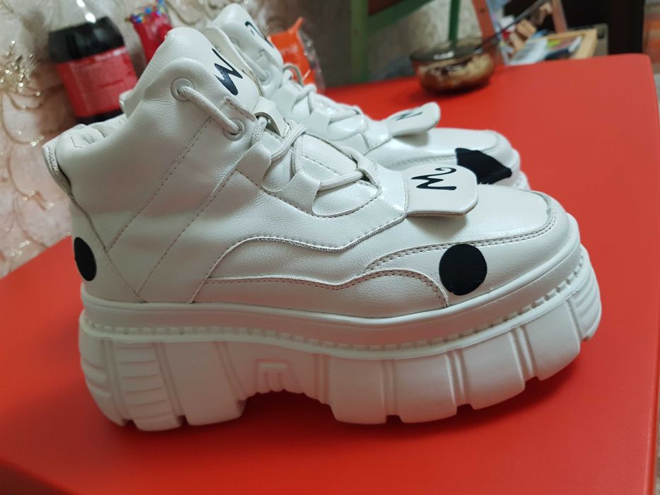 Кросівки зима 36р.