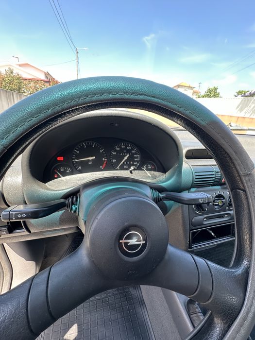Opel corsa 1.2 gasolina