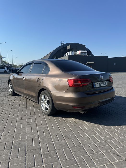 Продам Volkswagen jetta 6 рестайлинг 2014 год
