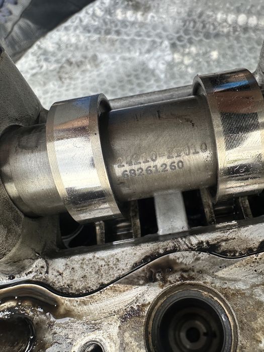 Головка блоку циліндрів ГБЦ Kia Sportage Hyundai IX35 2.0 22111-2f600