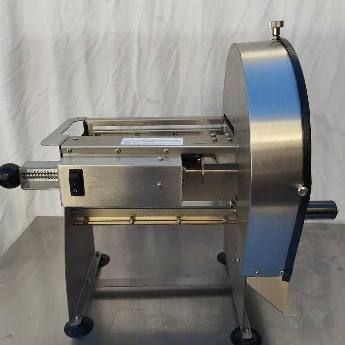 Слайсер, слайсер для нарізання мяса на смужки, шпигорізка, ломтерезка