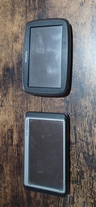 Vendo GPS 10€ cada um