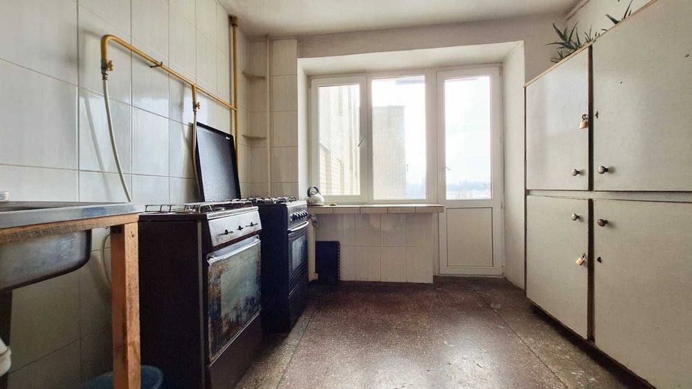 Продам кімнату в гуртожитку. Льонокомбінатівська, 15.