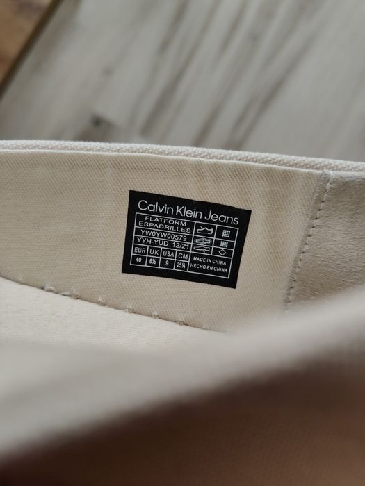 Damskie espadryle na platformie Calvin Klein 40