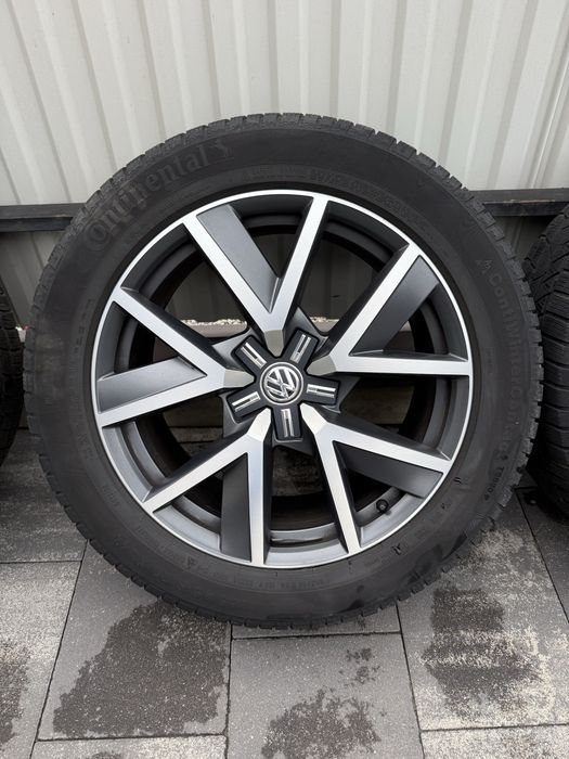 Диски колеса оригінал  VW Touareg 285/45/R20 Braga