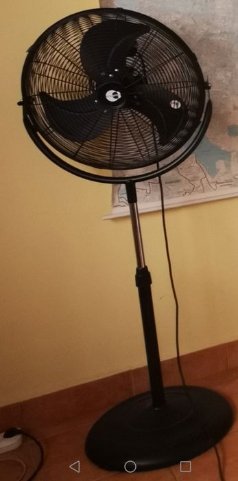 Wentylator podłogowy stojący czarny Equation duża moc 120 W