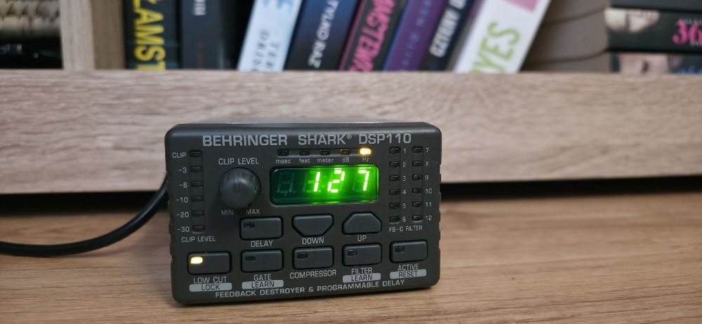 Cyfrowy procesor sygnałowy Behringer Shark DSP110.