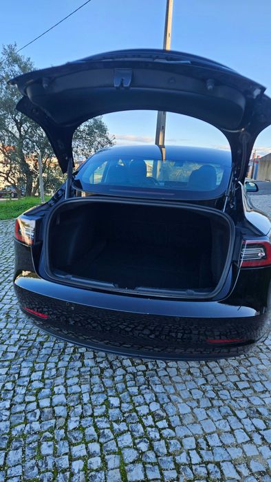 Tesla Model 3 Long Range AWD Dual Motor