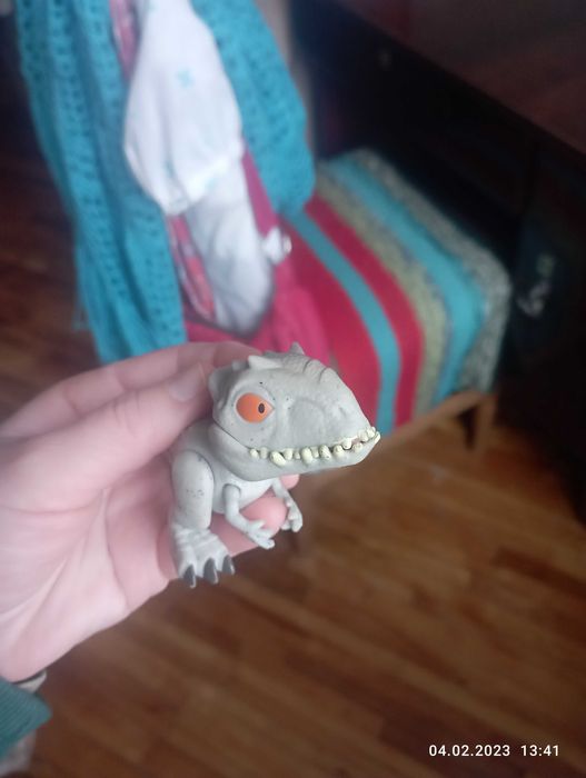 Игрушка динозаврик из пластика, Германия.