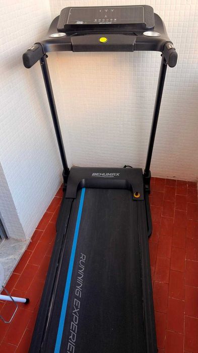 Treadmill in perfect condition495347980473487363