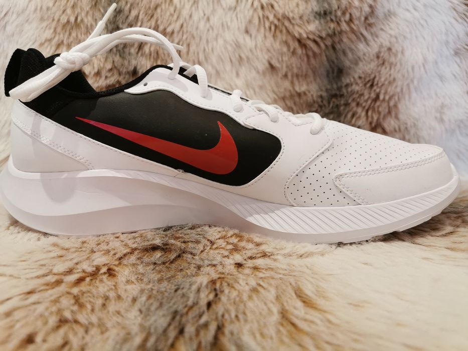 Кроссовки (47-47.5) Nike TODOS BQ3198-101