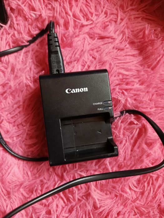 Фотоапарат Canon