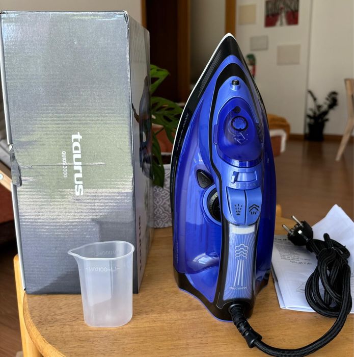 Ferro a Vapor TAURUS QUIOS 3000