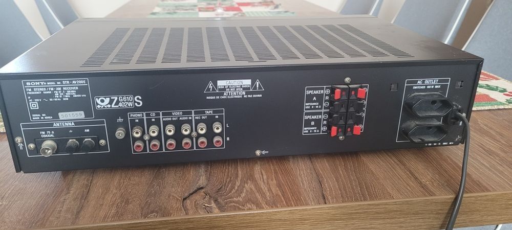 Sony amplituner-STR-AV200E