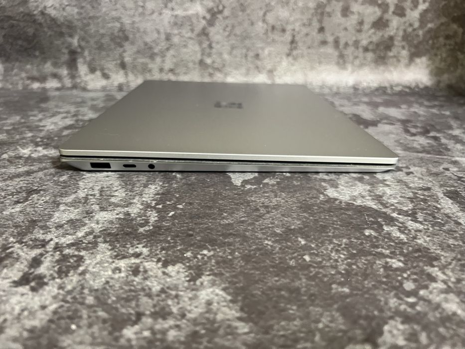 Microsoft Surface Laptop 5, i7-1265u, RAM 16, SSD 512, 2K Touch АКБ 12 циклів