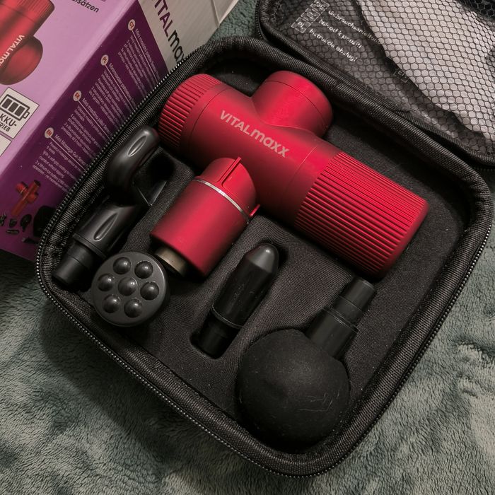 Masażer przyrząd pistolet do masażu