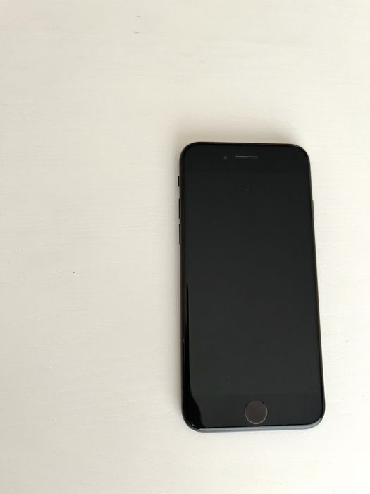 Iphone SE 2020 com bom preço