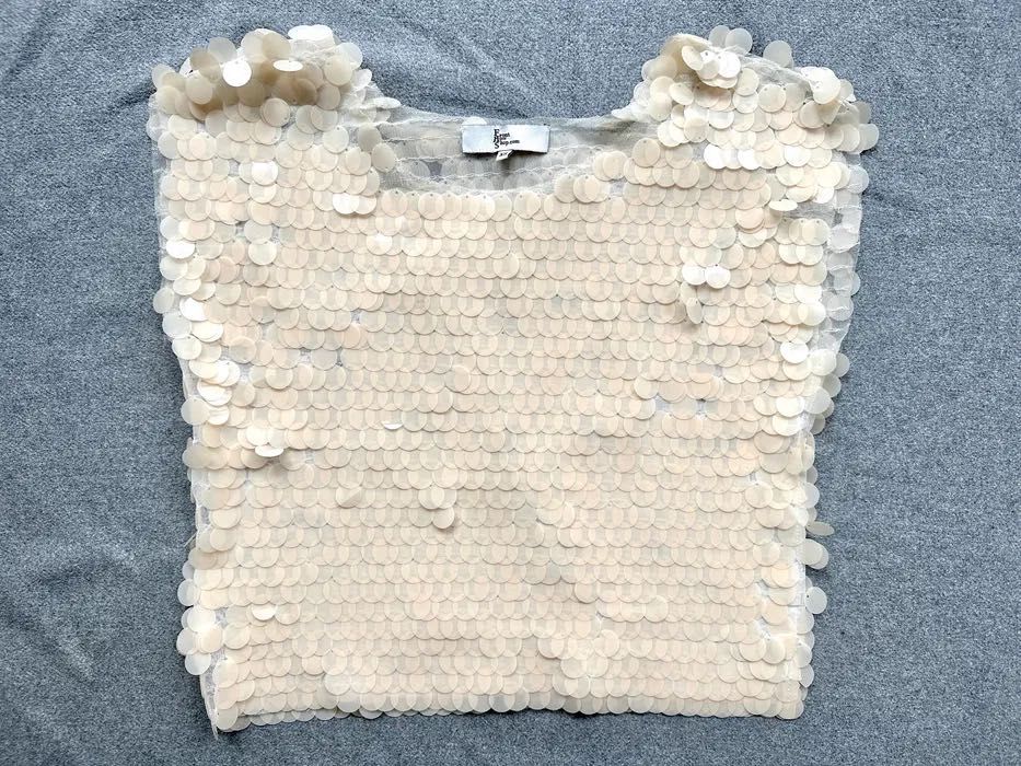 Front Row Shop frontrowshop.com bluzka w łuski cekiny kremowa - r. XS