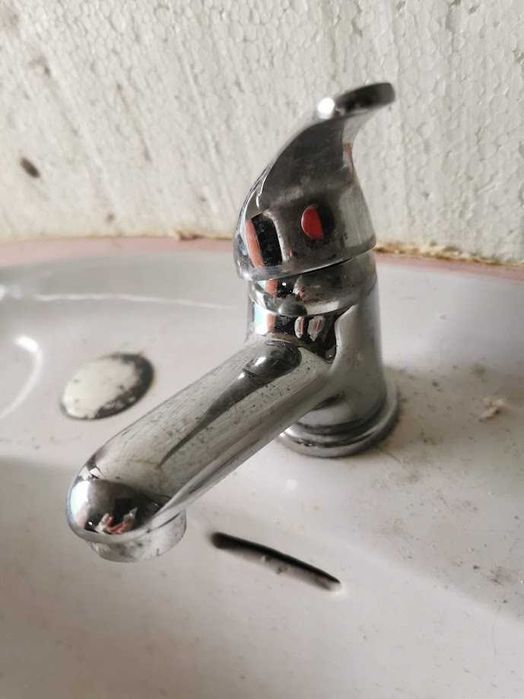 Torneira misturadora com bichas