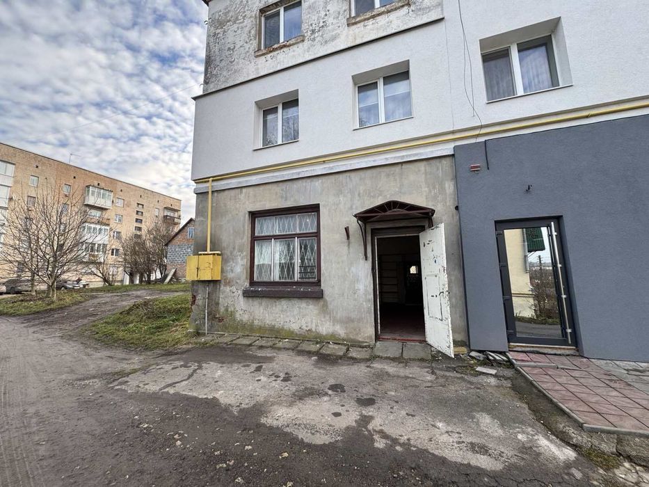 Продаж приміщення Вишнівець