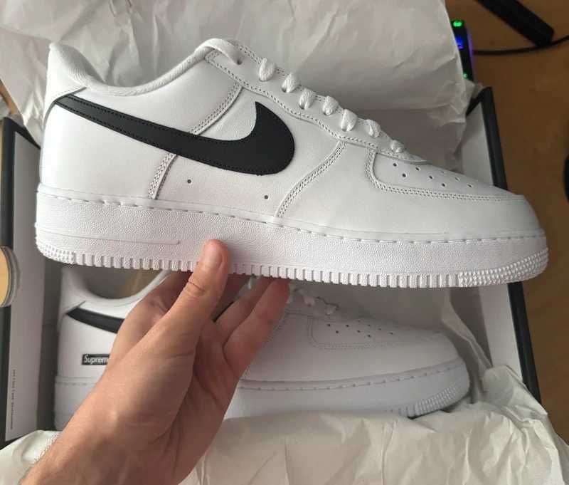 Nike_Air_Force_1_Low_Supreme_White_Black R.39