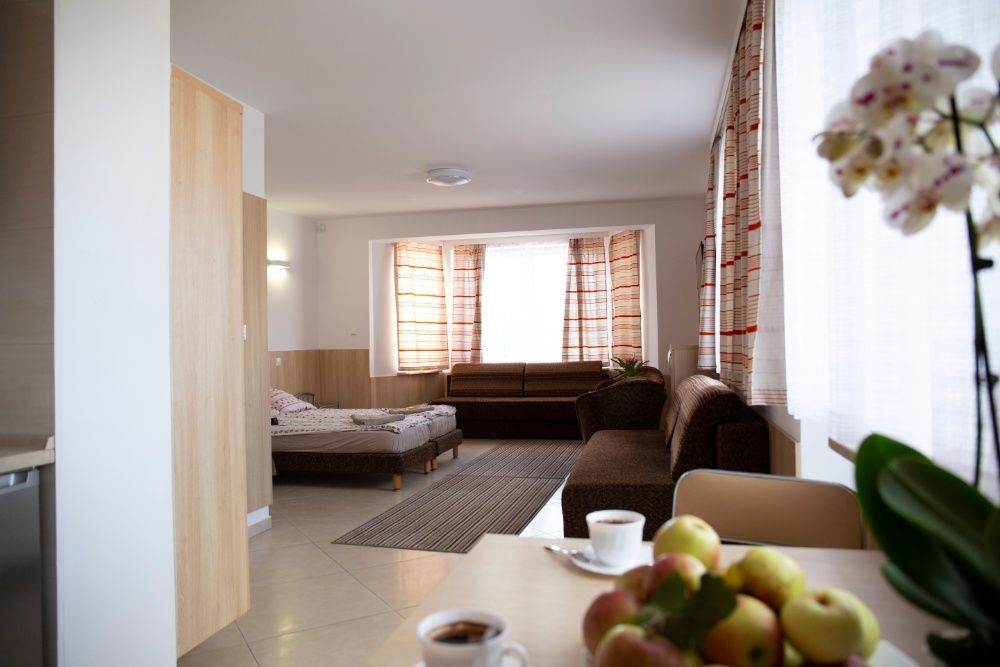 Pokoje w spokojnej okolicy z szybkim dojazdem do centrum