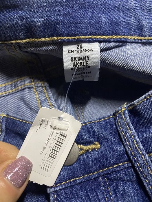 Джинси H&M з біркою