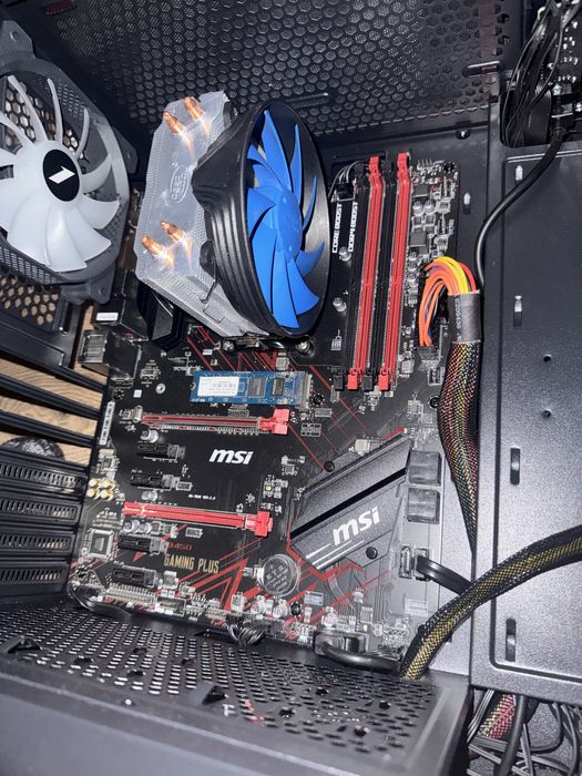 Комплект процессор ryzen 5 + SSD240 + Msi B450 gaming plus max + башня